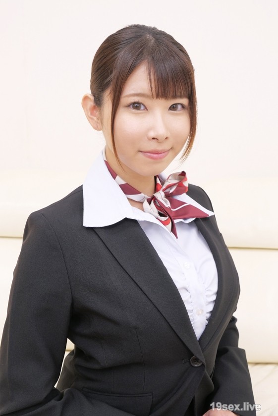 109IENF-323 为航空公司工作的机舱服务员，您可以解决没有女性的害羞处女的担忧吗？CA在从一个完整的处女中回家的路上角质，是红色的！？Mizuki Sakino Kazumi Rabbit Mita Sakura